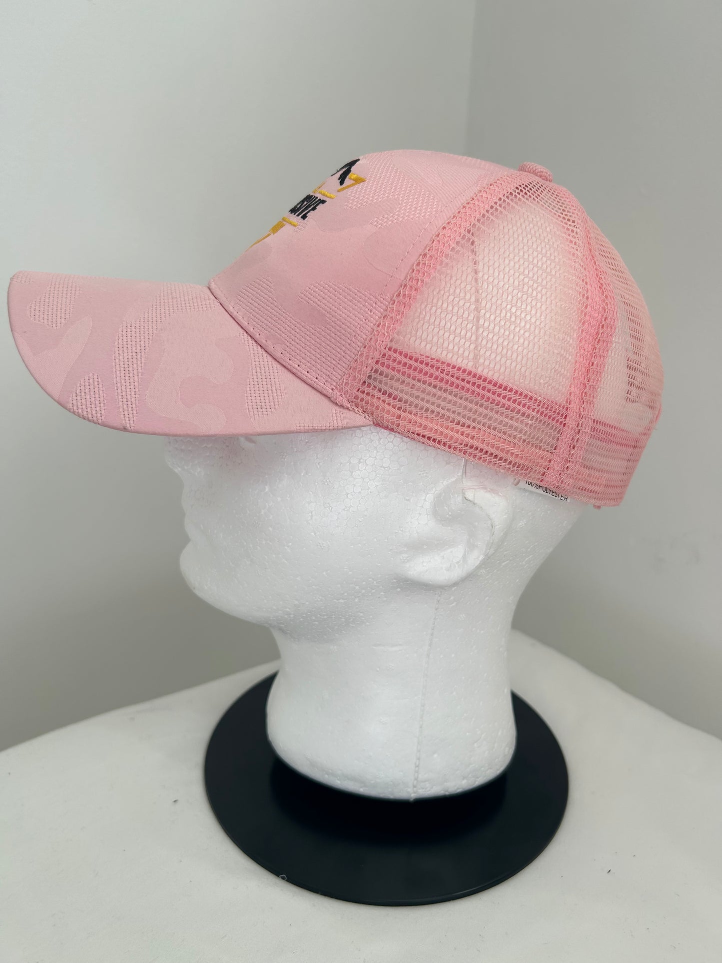 WOMEN'S PINK CAP