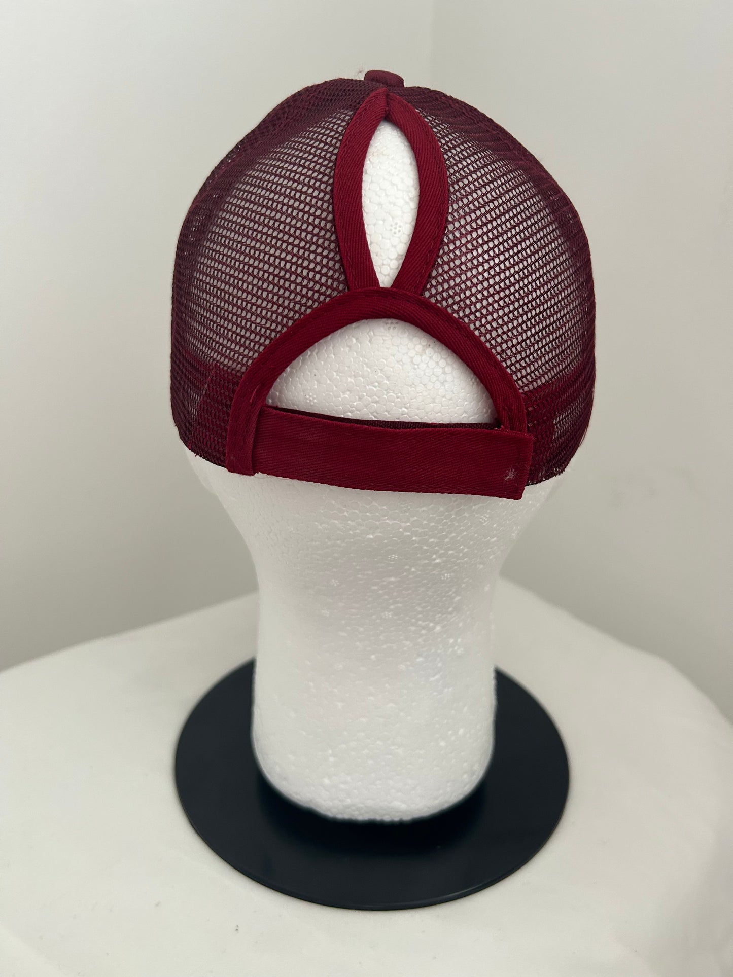 WOMEN'S RED CAP